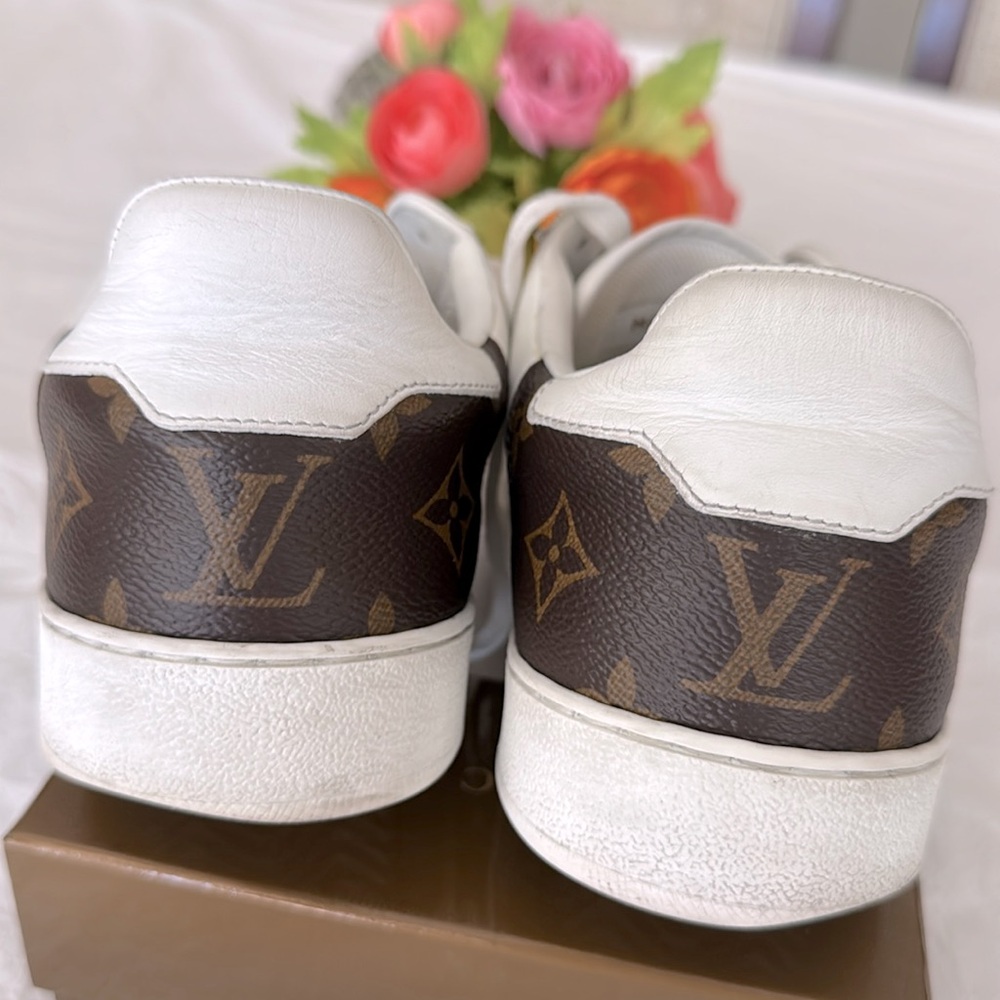 Authentic Louis Vuitton White and Brown Men's Sneakers - Picture 3 of 14